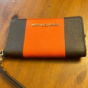 Michael kors wallet